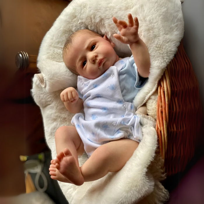 Bebê Reborn de Silicone Miguel