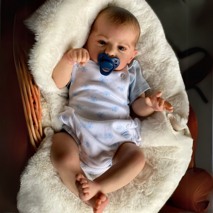 Bebê Reborn de Silicone Miguel
